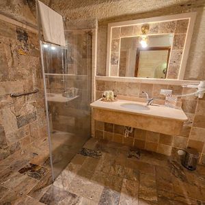 Superior Family Cave Room